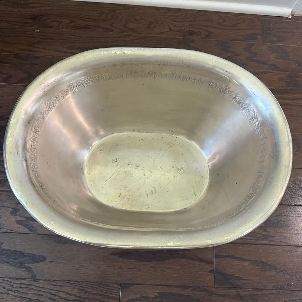 VTG Pottery Barn Silverplate Vineyard Collection Oval Party Ice Bucket ~ 17x13x8
